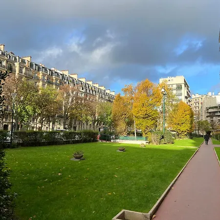 Apartment Parisnicostay - Cosy 4 Bedrooms Flat Seine River *