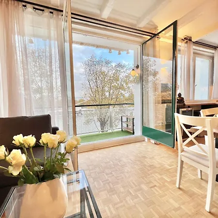 Parisnicostay - Cosy 4 Bedrooms Flat Seine River Apartment