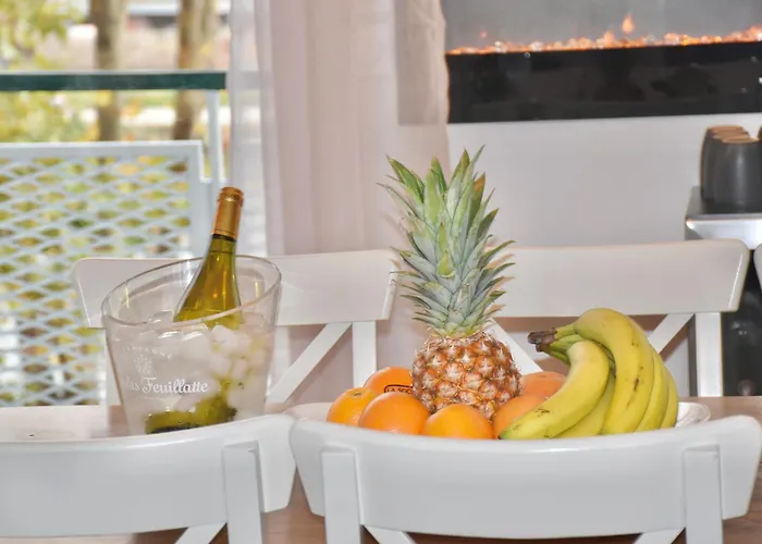 Parisnicostay - Cosy 4 Bedrooms Flat Seine River Апартаменты *