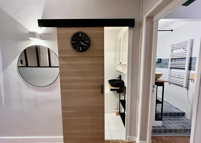 Parisnicostay - Cosy 4 Bedrooms Flat Seine River * Париж