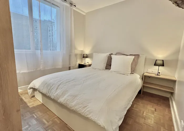 Parisnicostay - Cosy 4 Bedrooms Flat Seine River Апартаменты *