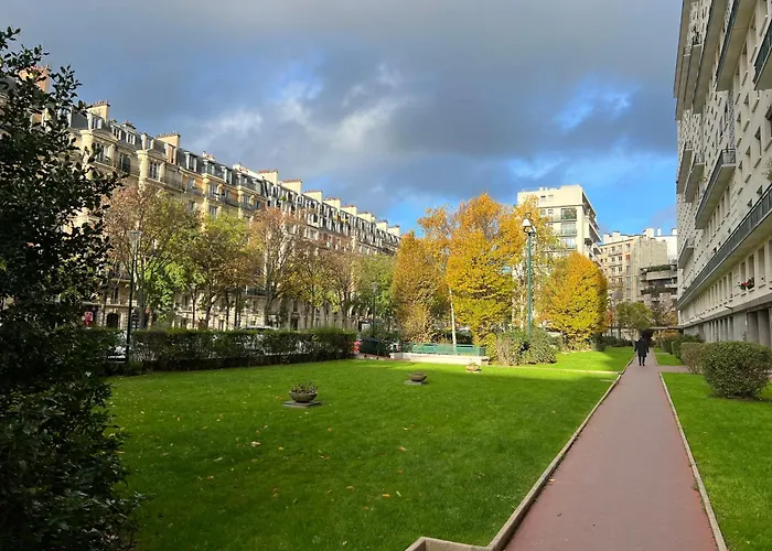 Апартаменты Parisnicostay - Cosy 4 Bedrooms Flat Seine River *